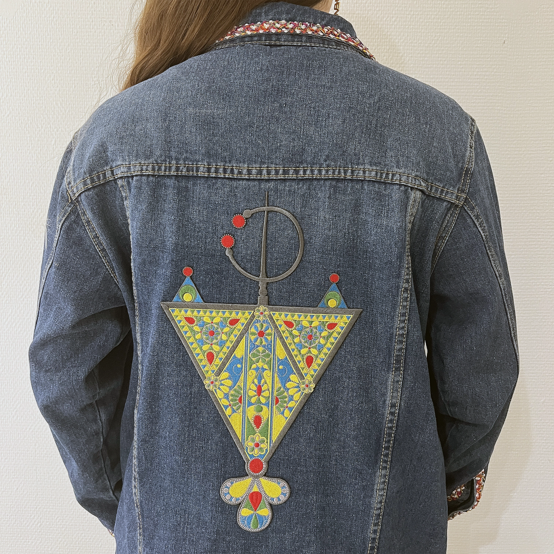 Broderie Indigo - Veste en jean